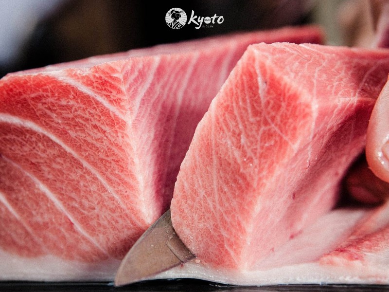 Sashimi Otoro – phần cá ngừ béo đặc trưng