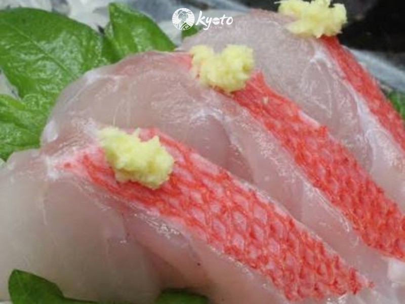 Sashimi Kinmedai – cá hồng biển đỏ thanh ngọt